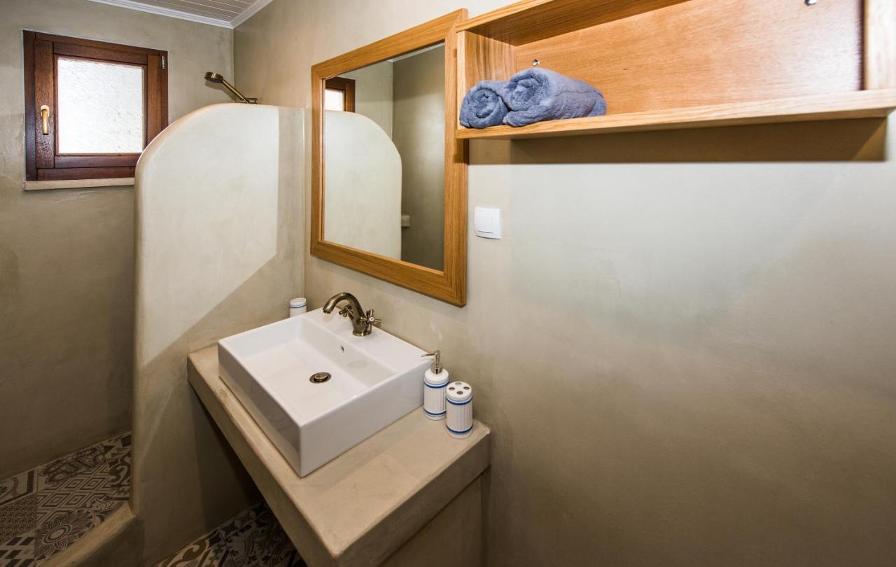 Lardas Luxury Holiday home *